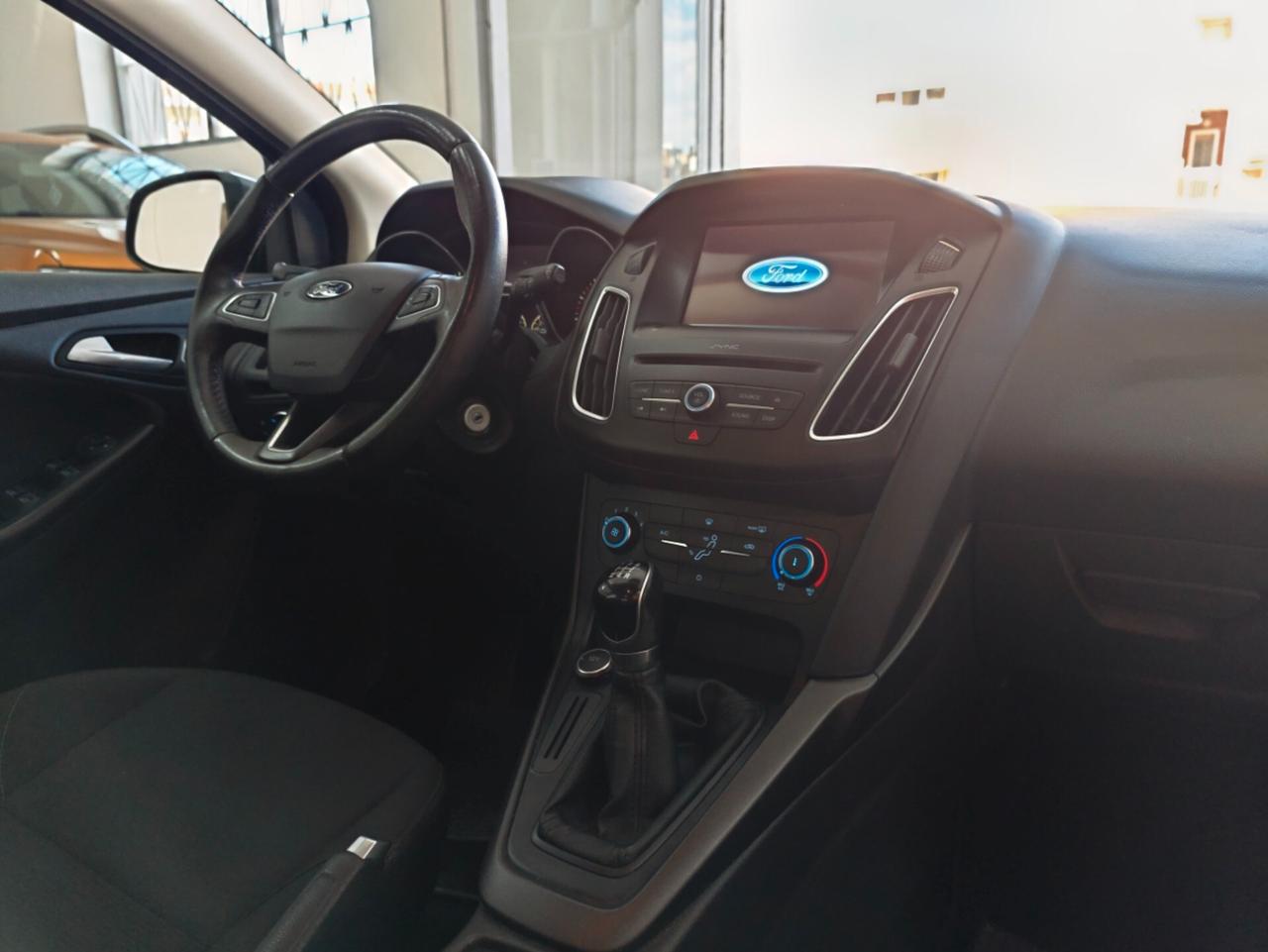 Ford Focus 1.6 120 CV GPL Titanium