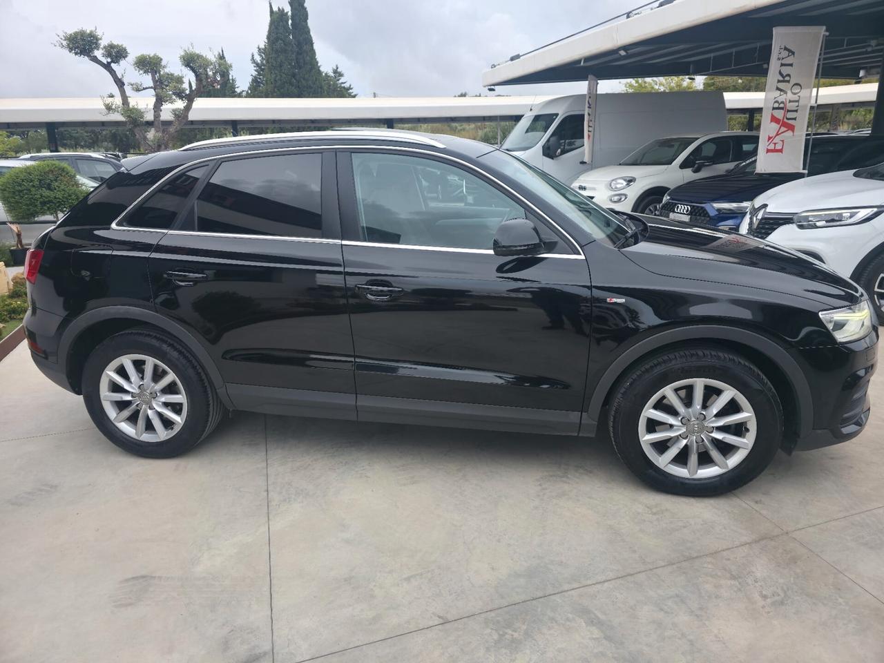Audi Q3 2.0 TDI 150 CV Sport