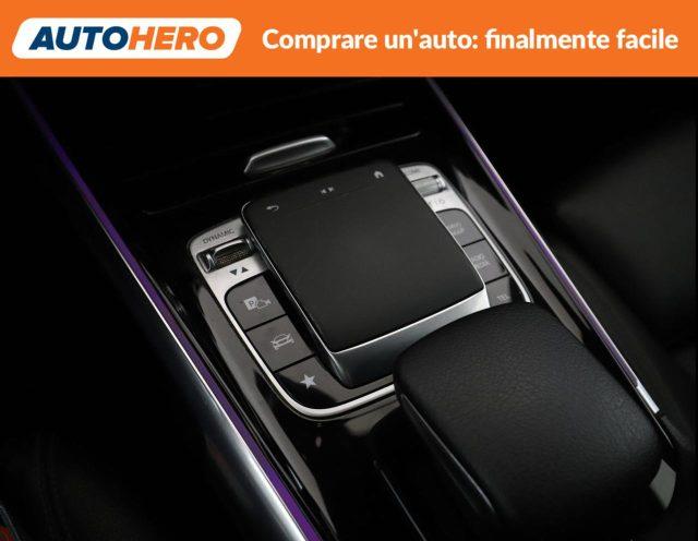 MERCEDES-BENZ GLB 200 d Automatic Premium