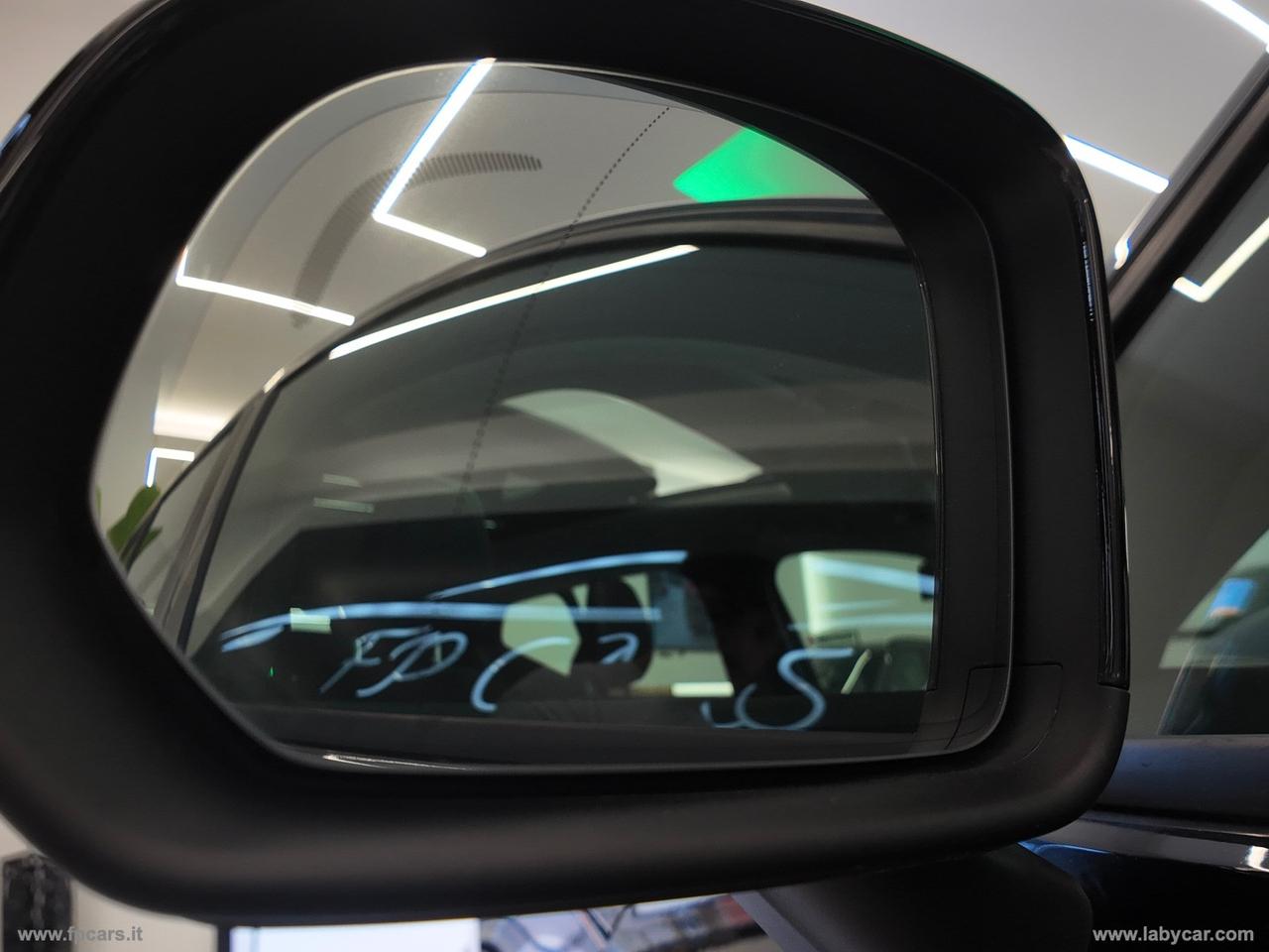 VOLVO XC40 D3 Geartronic R-design TETTO APRIBILE