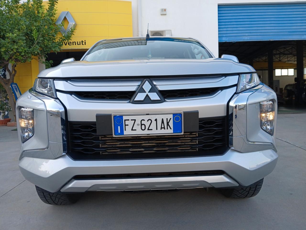 MITSUBISHI New L200 Intense 2.200 DI-D 150cv 4WD