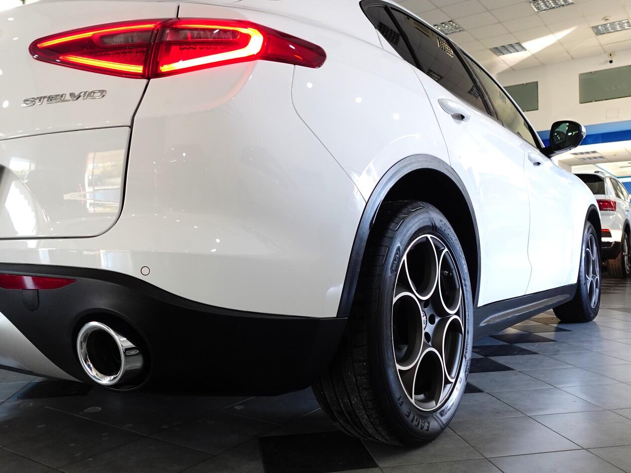 Alfa Romeo Stelvio 2.2 MJT 160 CV AT8 RW SPORT TECH