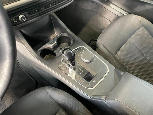 BMW 118 D 5P. BUSINESS ADVANTAGE