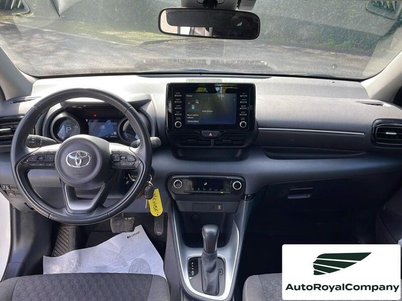 Toyota Yaris Hybrid Trend MY22 IVA ESPOSTA