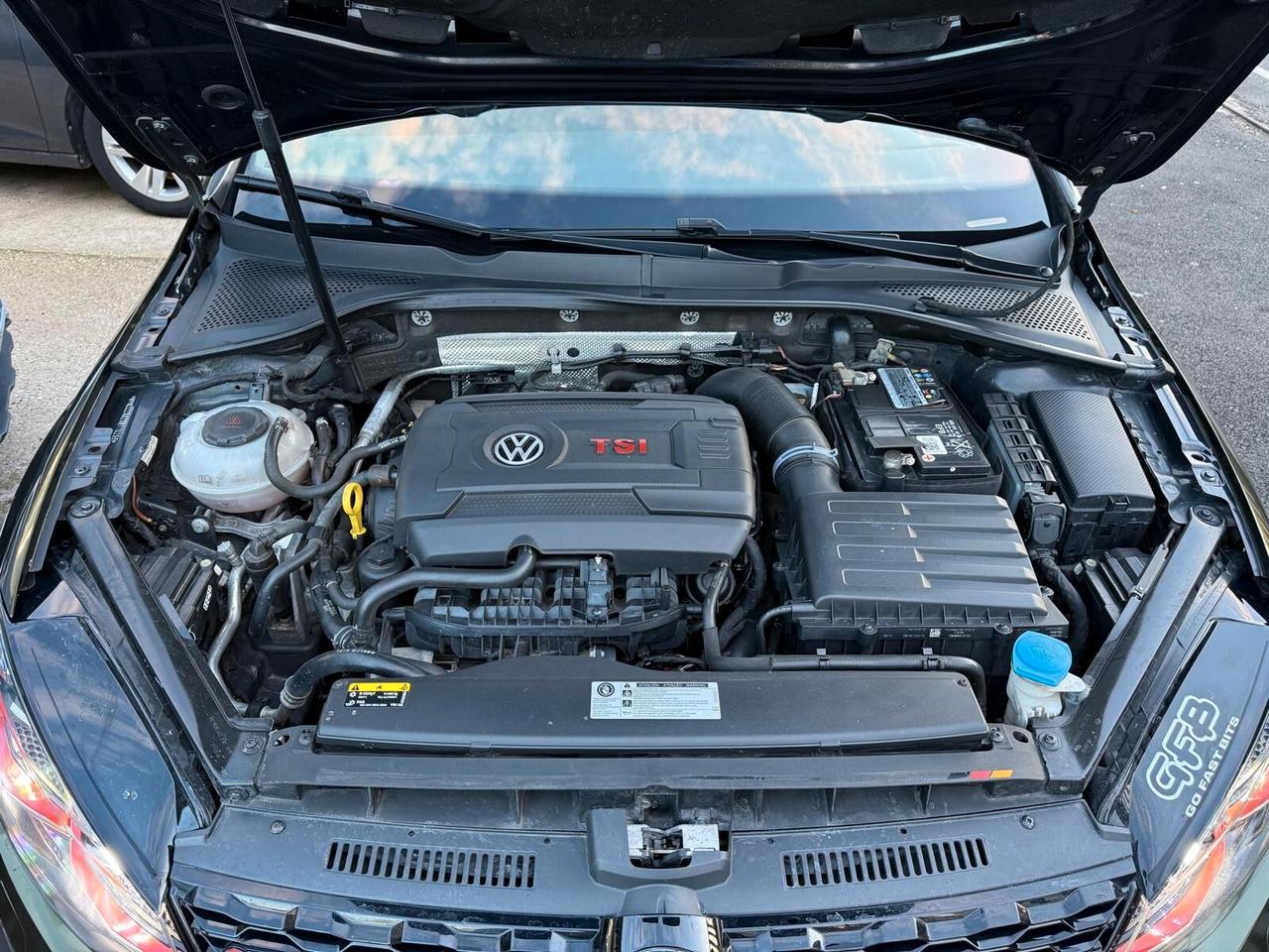 Volkswagen Golf 7.5 GTI Performance 2.0 245 CV DSG 5p. - Tutto incluso - Finanziabile