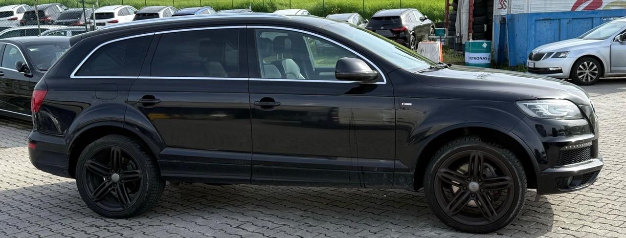 Audi Q7 3.0 V6 TDI 245 CV clean 7 posti quattro tiptronic edition