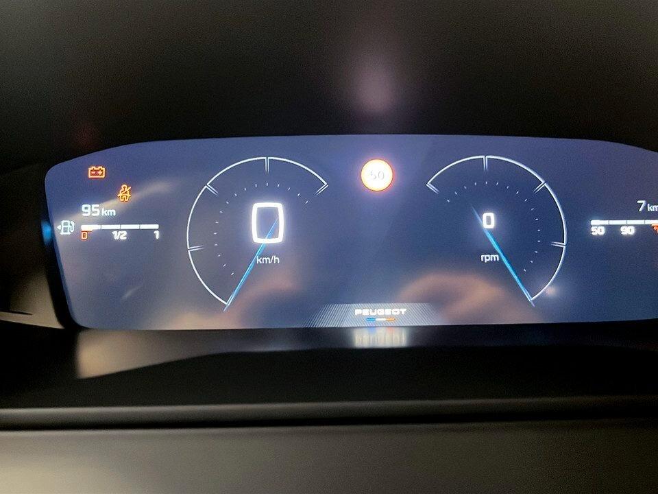 Peugeot 2008 PureTech 100 S&S Allure