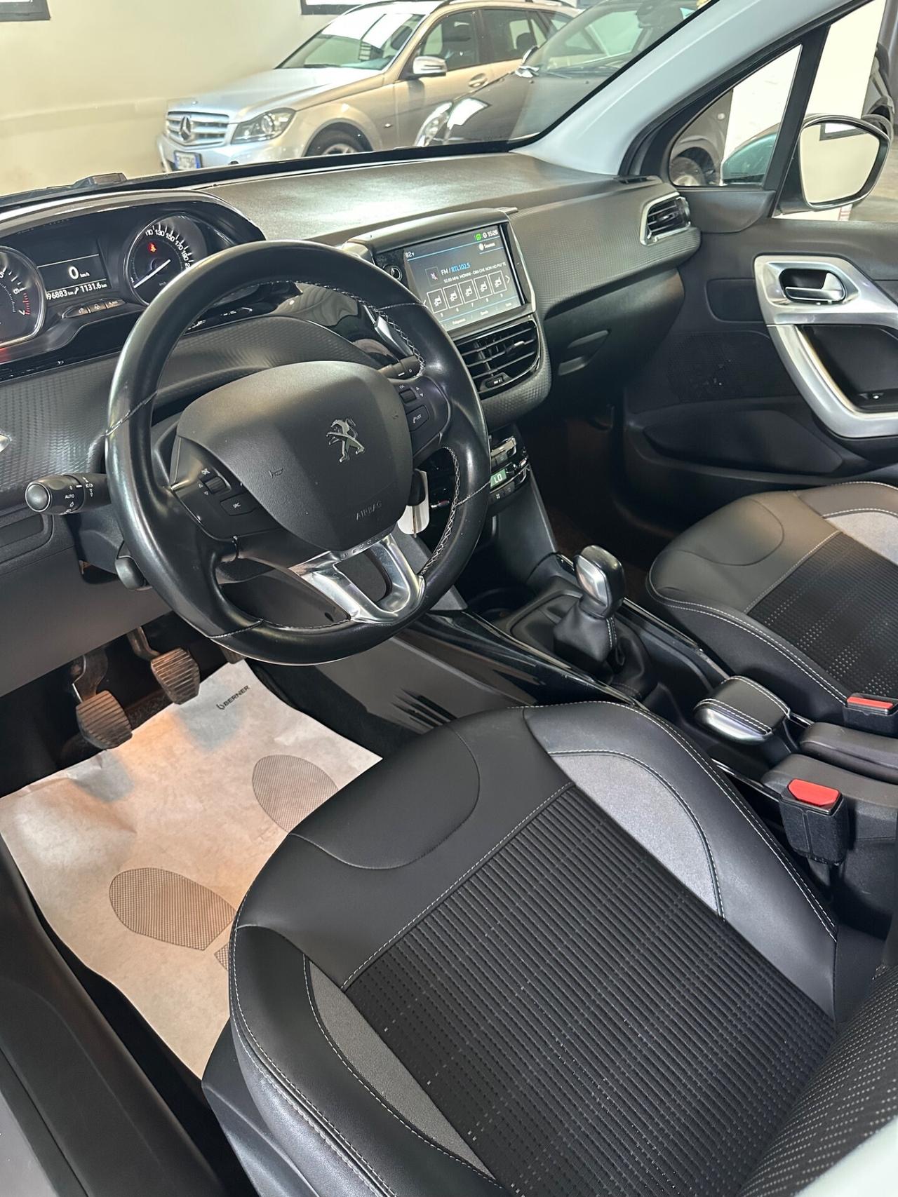 Peugeot 2008 PureTech 82 S&S Allure