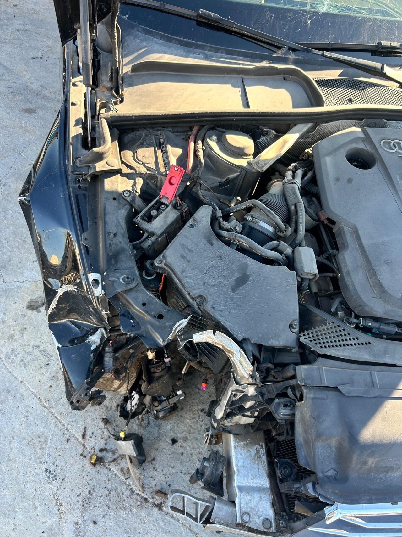 Audi A4 Avant 2.0 TDI 150 CV clean diesel quattro