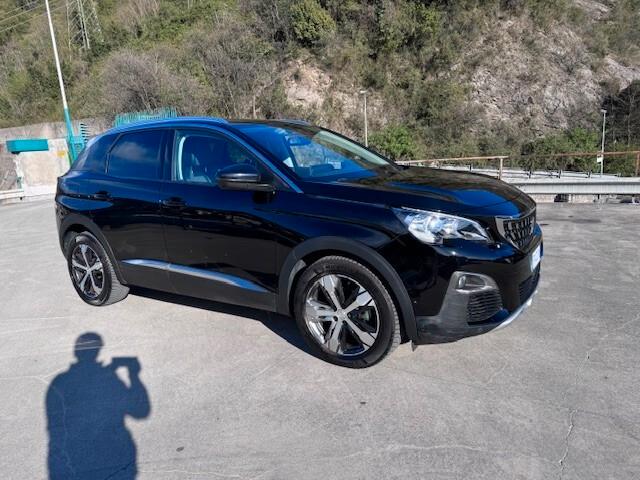 Peugeot 3008 BlueHDi 130 S&S EAT8 Allure