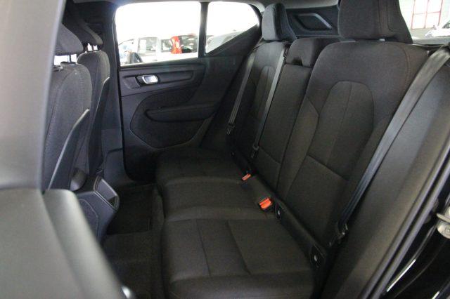 VOLVO XC40 T2 automatico Essential AUTOCARRO N1