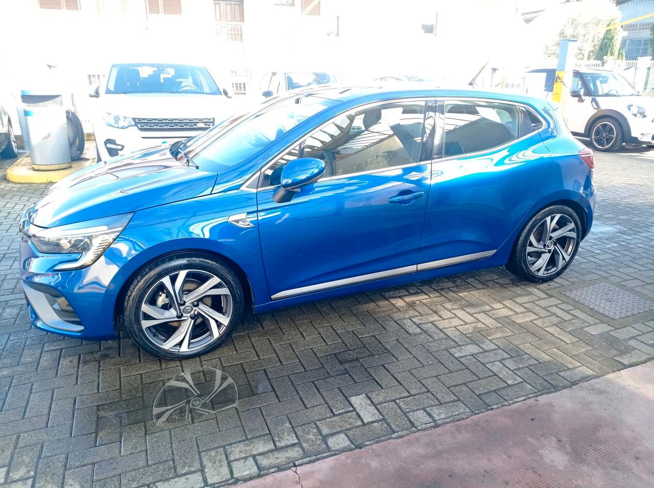 Renault Clio 1.6 E-Tech hybrid R.S. Line