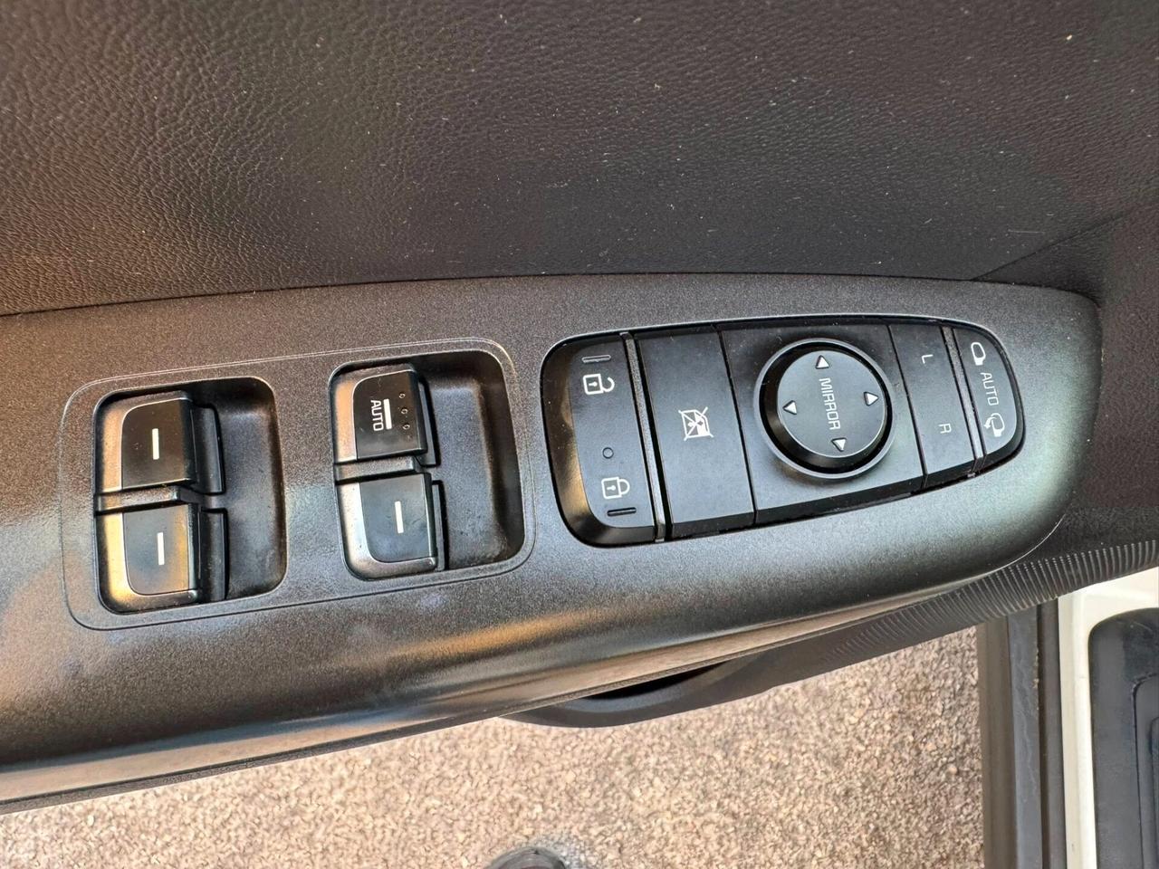 KIA SPORTAGE 1.7 CRDI 115 CV. CLASS NAVI+CERCHI+RETROCAMERA