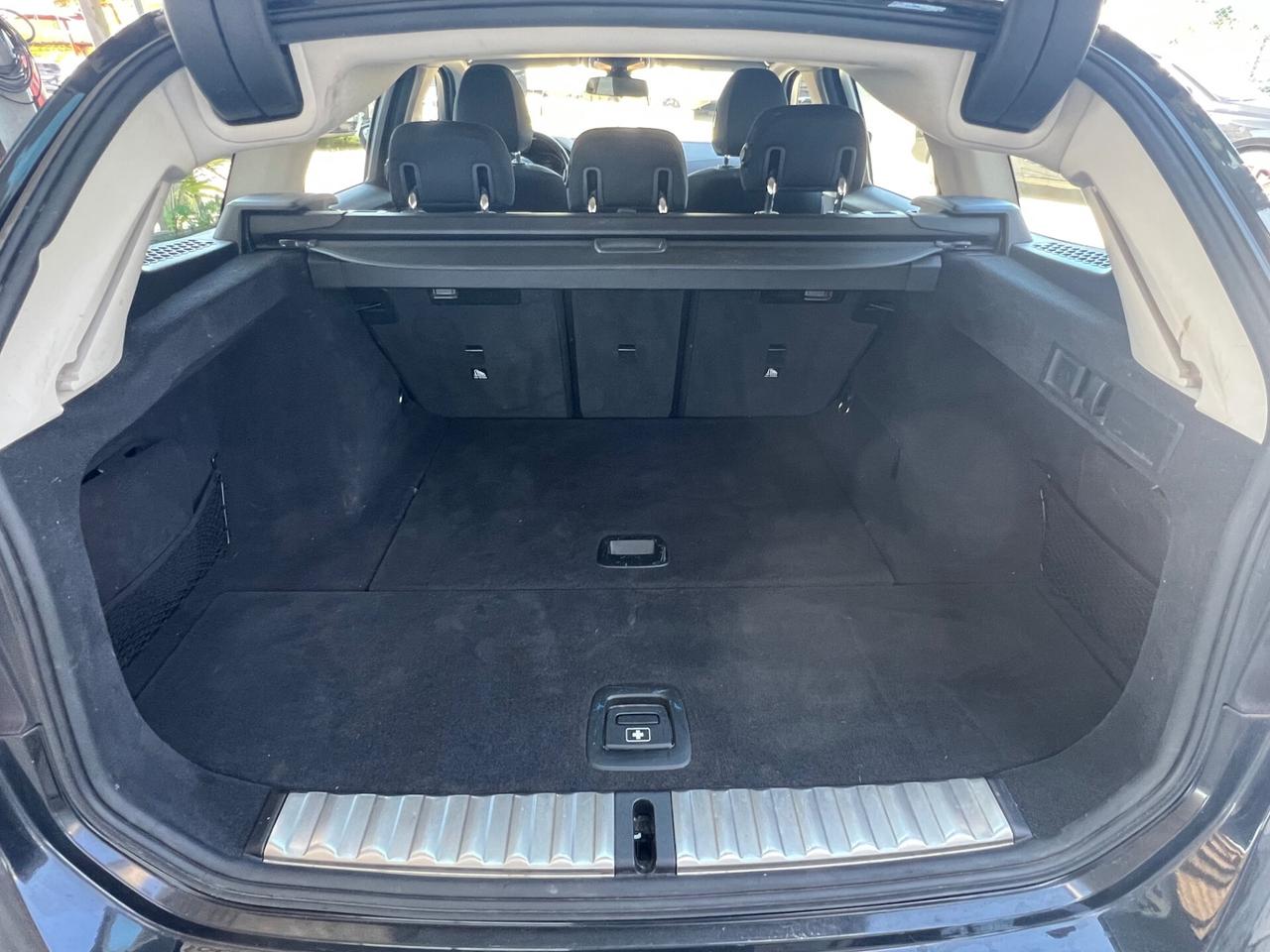 Bmw 318d 48V Touring Business Advantage