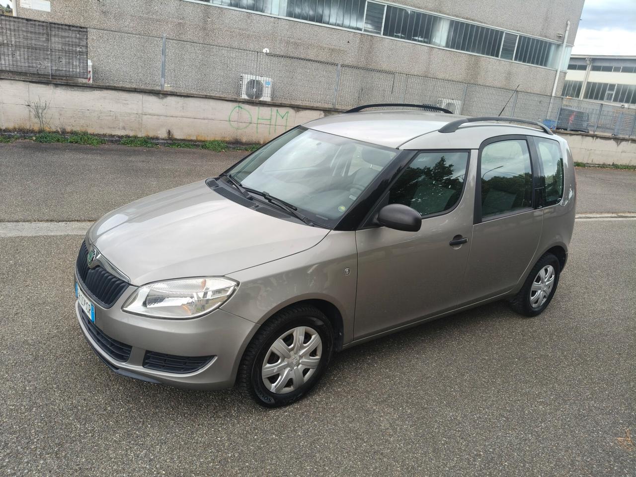 Skoda Roomster 1.2 SOLAMENTE 73.000 KM