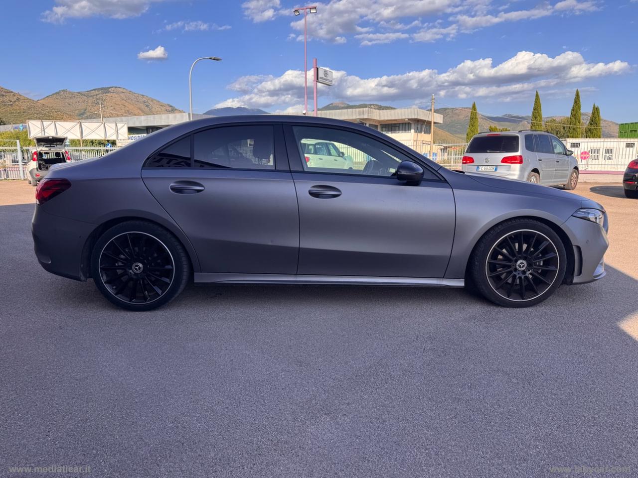 MERCEDES-BENZ A 180 d Automatic 4p. Premium