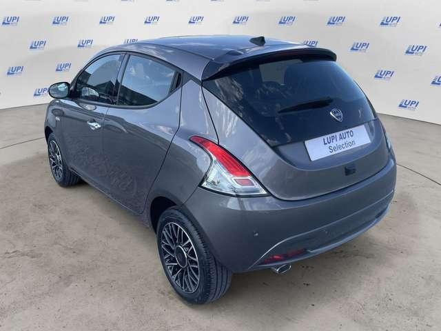 Lancia Ypsilon 1.0 firefly hybrid Platino s&s 70cv