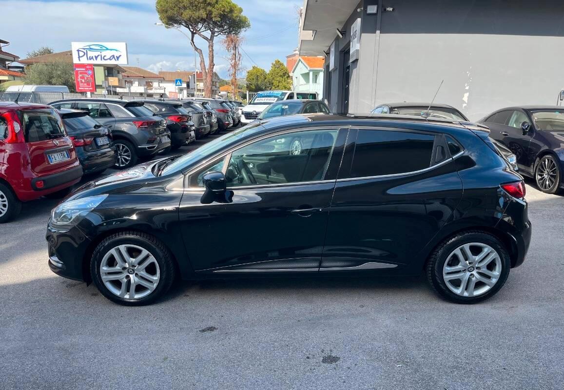 Renault Clio 1.2 16v Duel 75cv