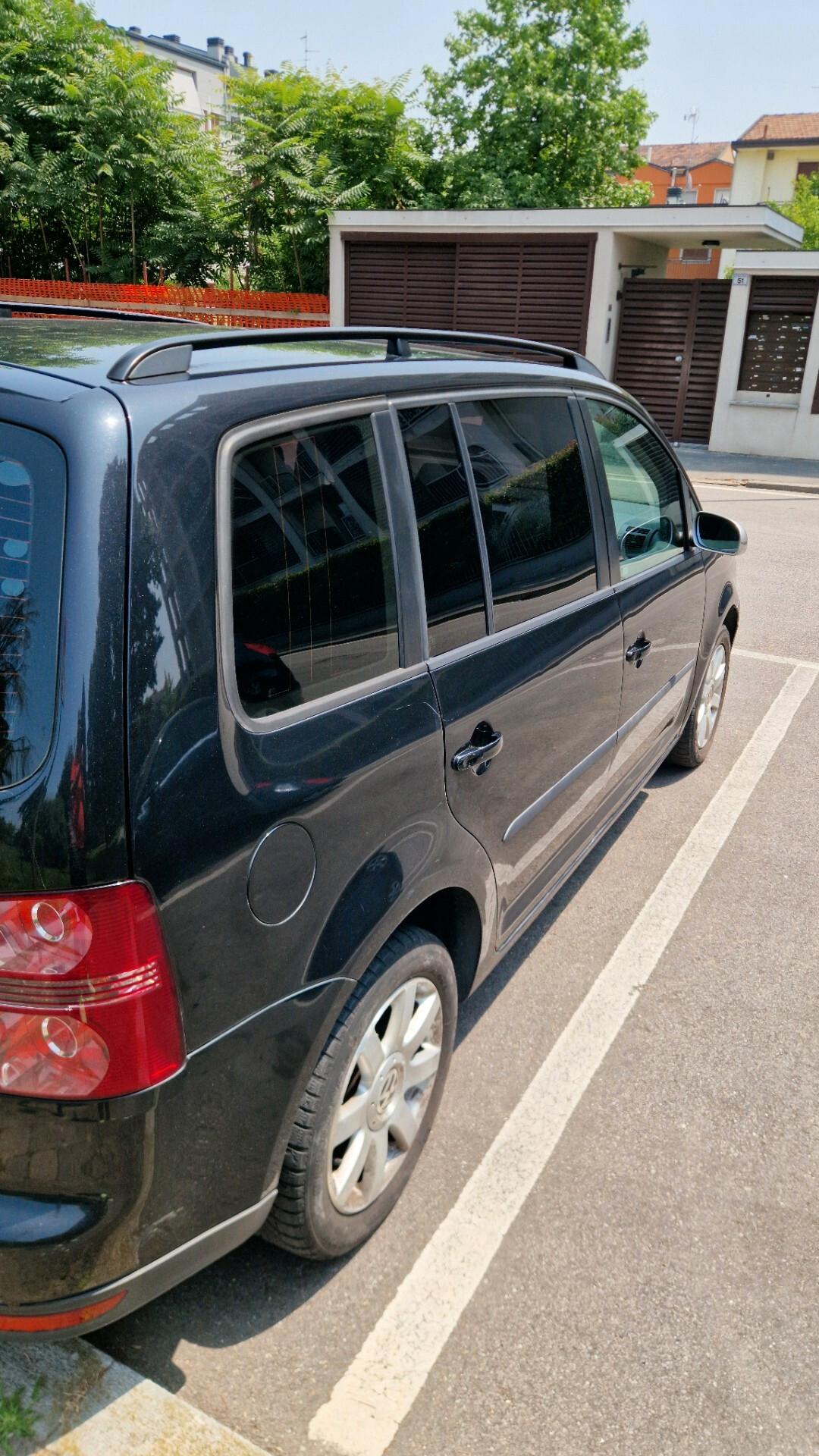 Volkswagen Touran 2.0 Highline Ecofuel