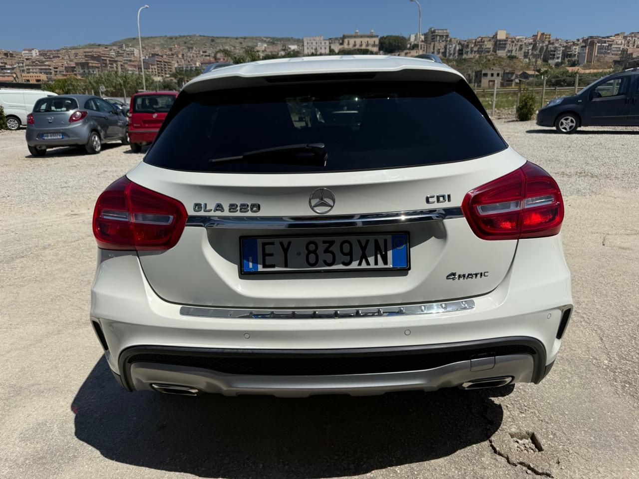 Mercedes-benz GLA 220 CDI Automatic 4Matic Premium