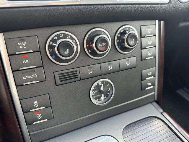LAND ROVER Range Rover 4.4 TDV8 Vogue