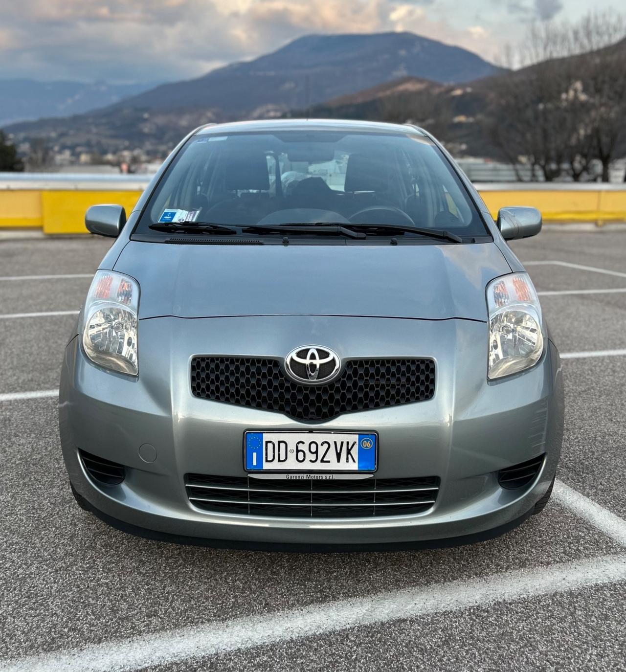 Toyota Yaris 1.3 Benz Neopatentati SOLO 116.000km