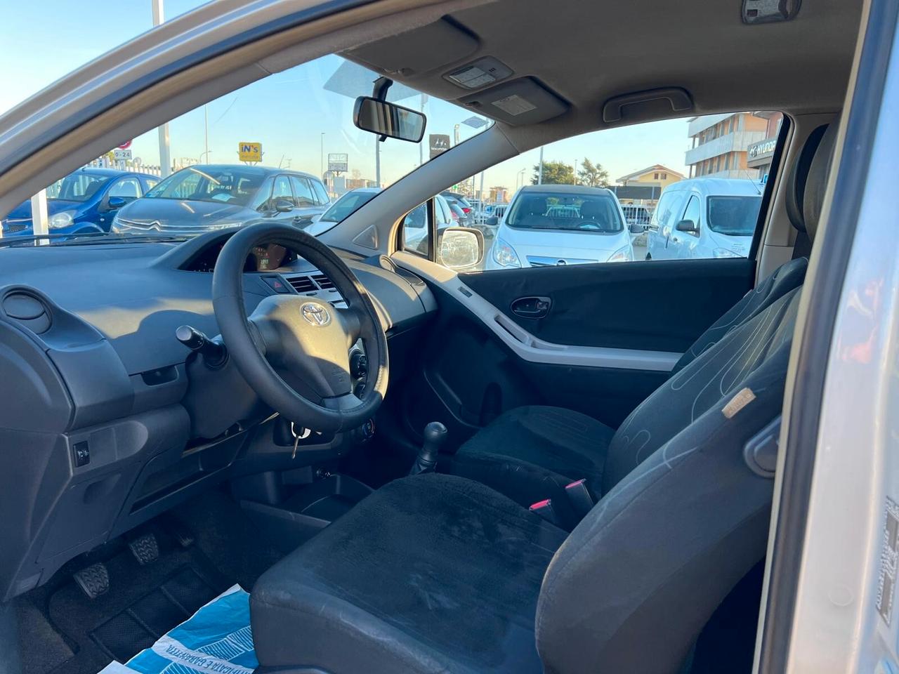 Toyota Yaris 1.0 3 porte