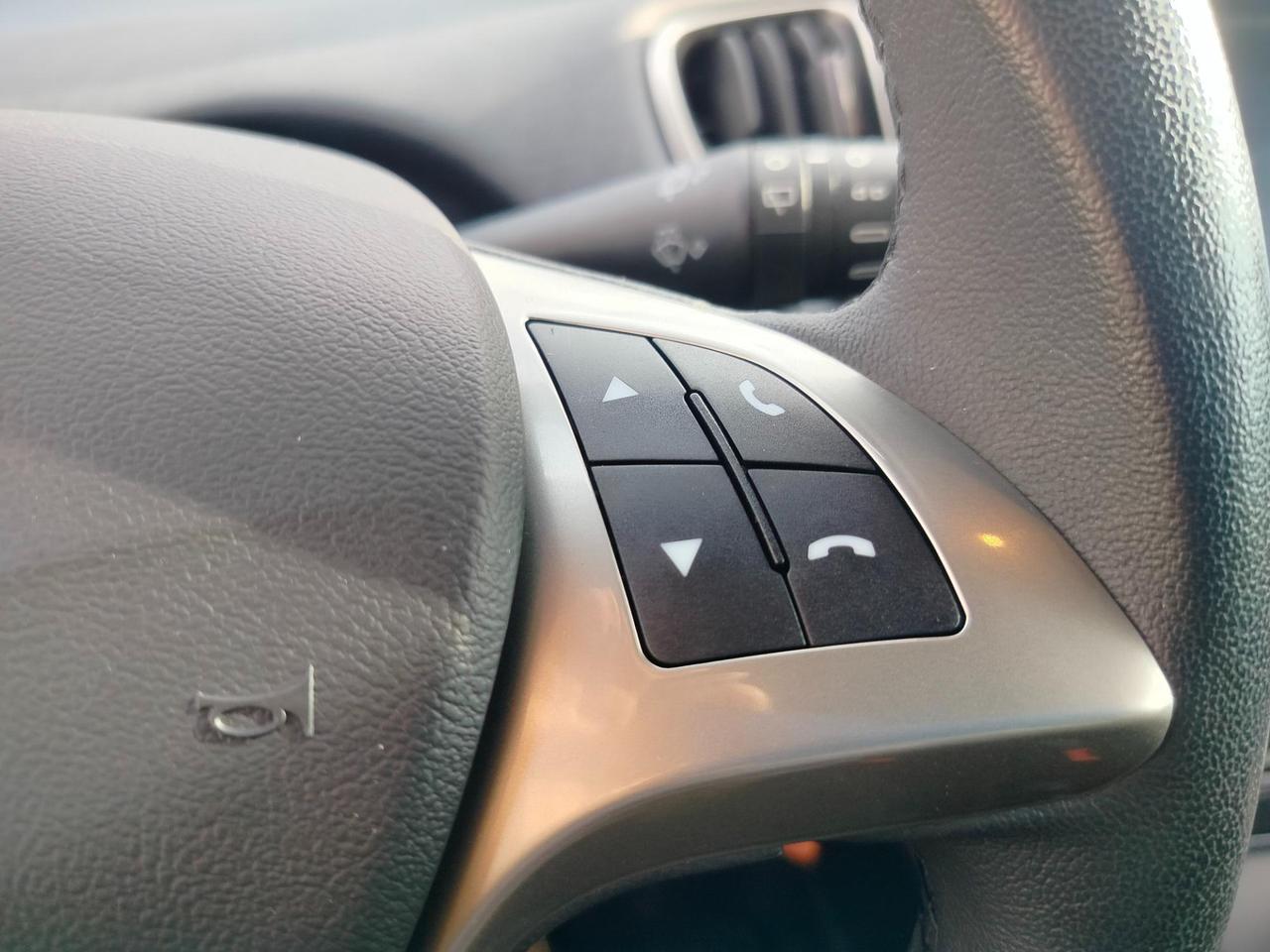 Lancia Ypsilon 1.0 firefly hybrid Gold s&s 70cv 5p.ti