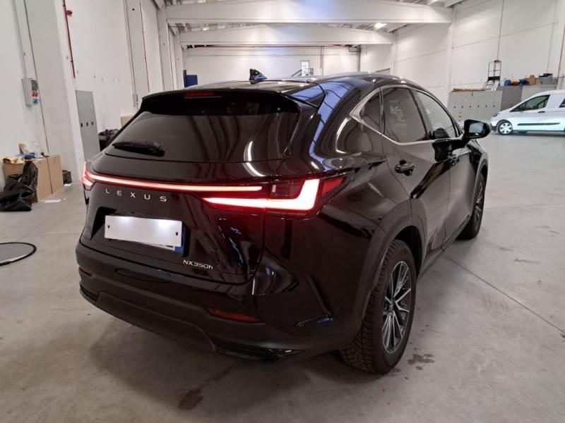 Lexus NX 2.5 Hybrid Premium 4WD e-CVT