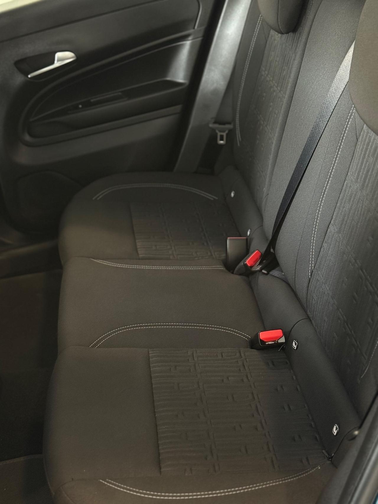 Fiat 600 Hybrid 145 CV DCT MHEV Pop