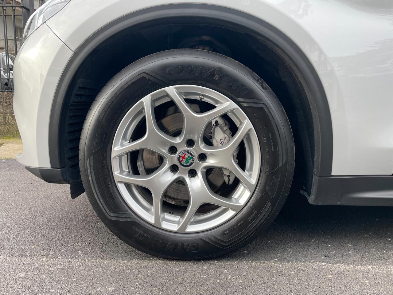 ALFA ROMEO Stelvio 2.2 190CV AT8 Q4 BUSINESS