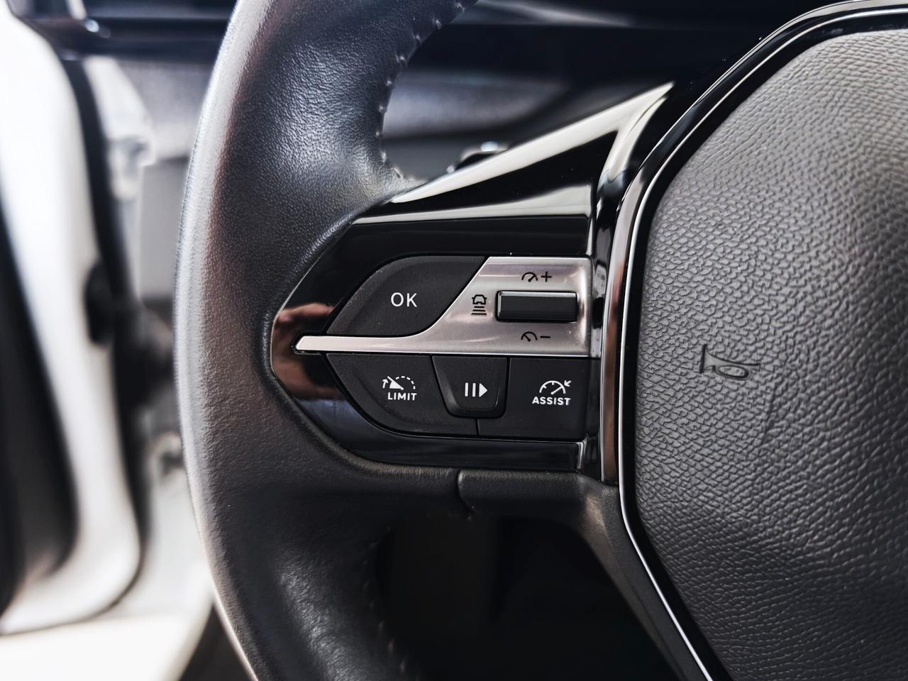 Peugeot 308 BlueHDi 130 EAT8 SW Allure Pack 2022