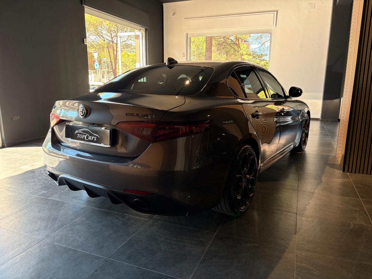 Alfa Romeo Giulia 2.2 Turbodiesel 210 CV AT8 AWD Q4 Veloce Ti