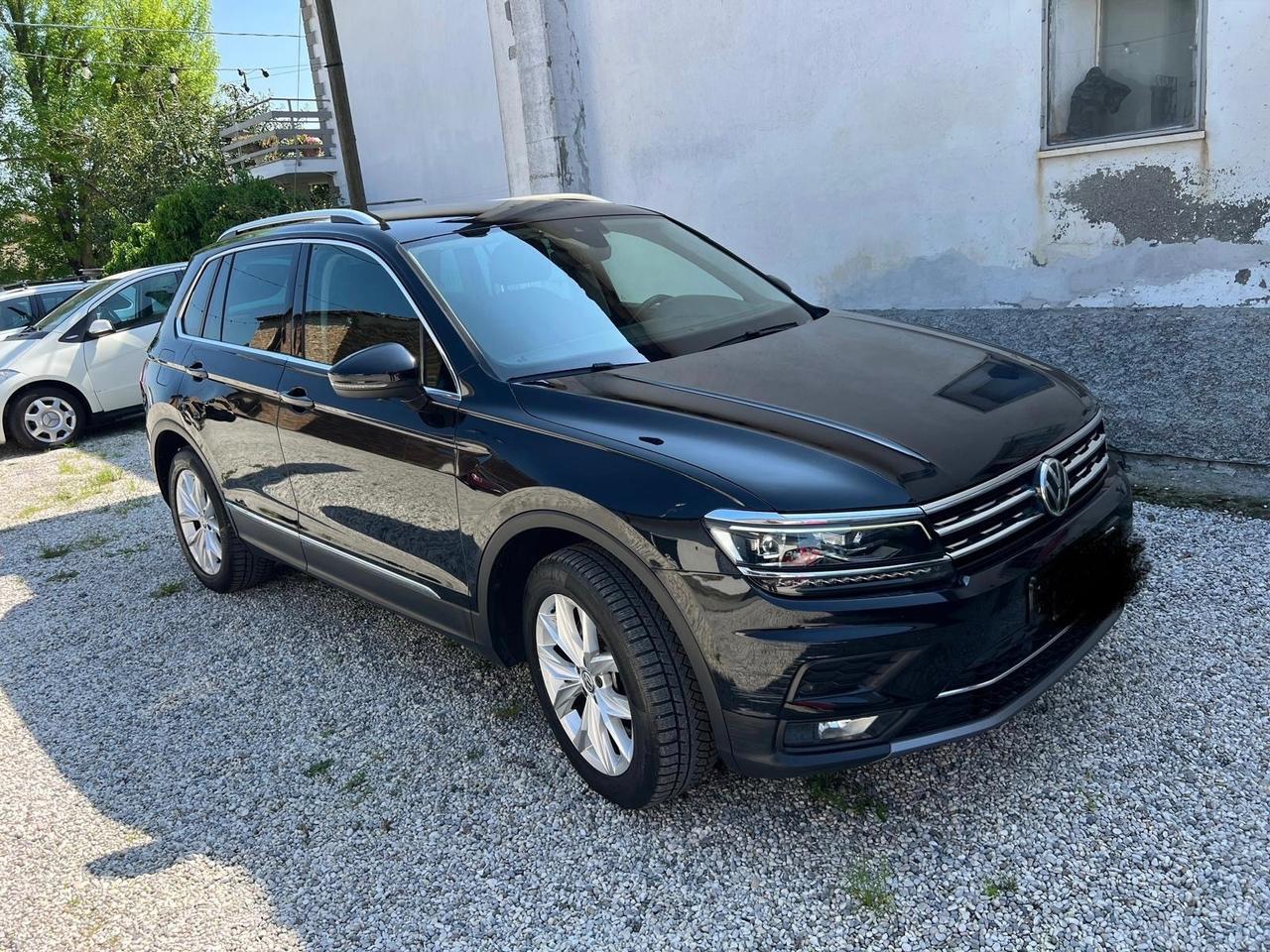 Volkswagen Tiguan 2.0 TDI SCR DSG 4MOTION Business BMT