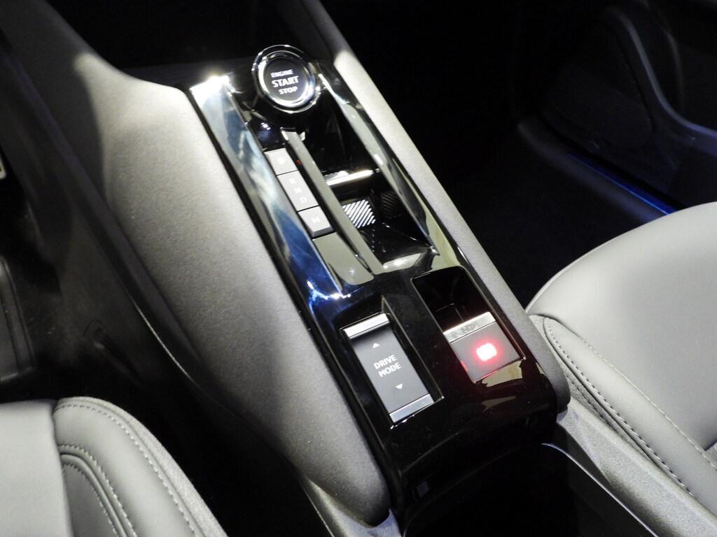 Alfa Romeo Alfa Romeo Junior 1.2 Hybrid ibrida Speciale eDCT6
