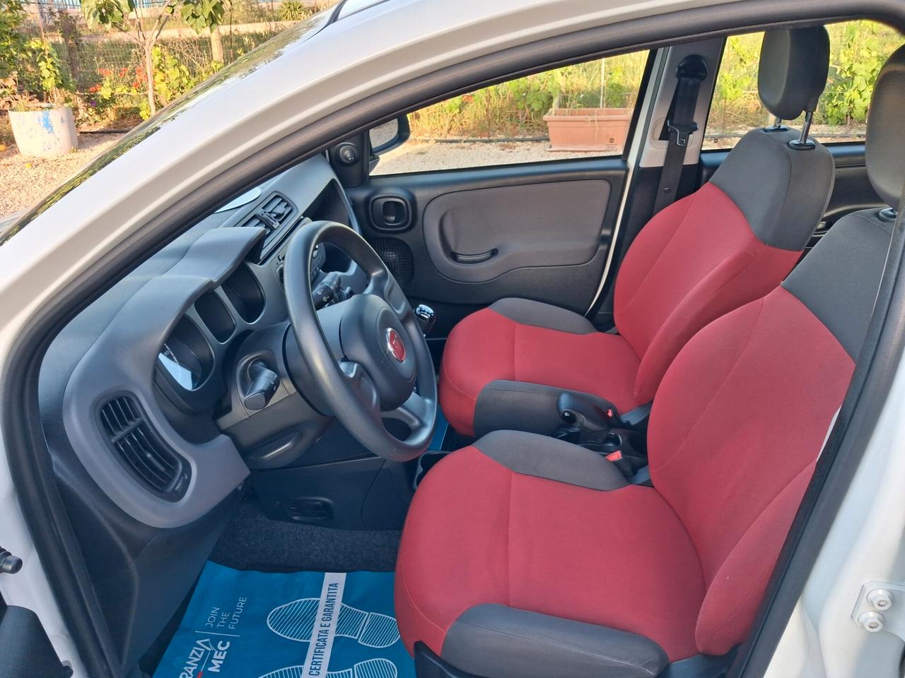 Fiat Panda 1.2 Easy anno2016 solo 86000km