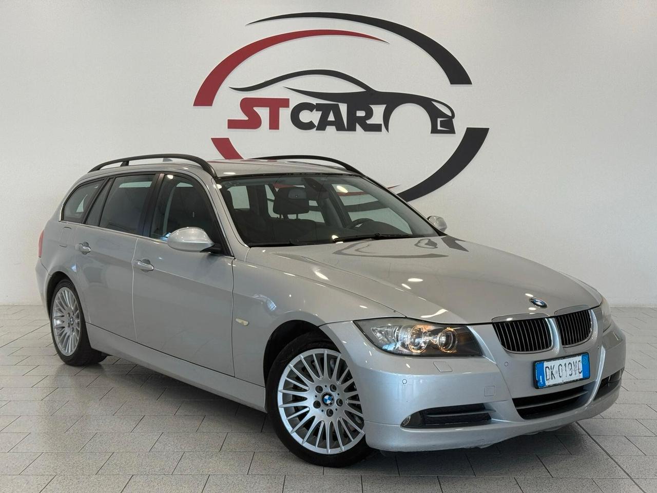 BMW 330ix 272cv Futura Touring 3.0 benzina