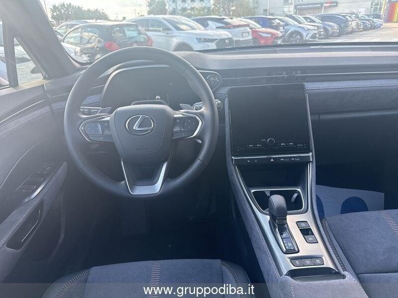 Lexus LBX 1.5H 2WD COOL MY24