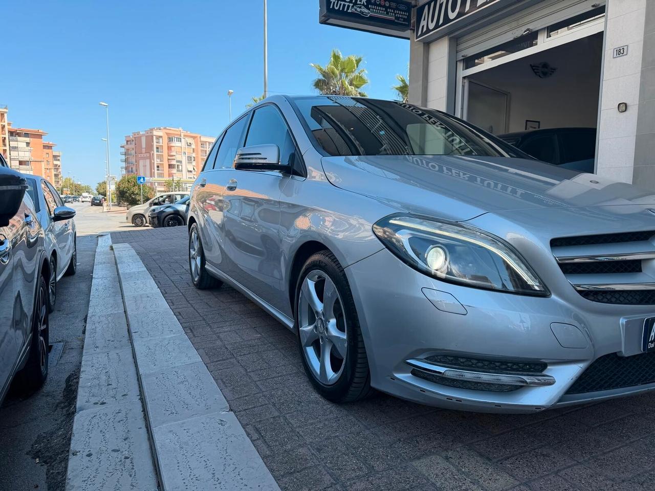 Mercedes-benz B 200 CDI BlueEFFICIENCY Premium