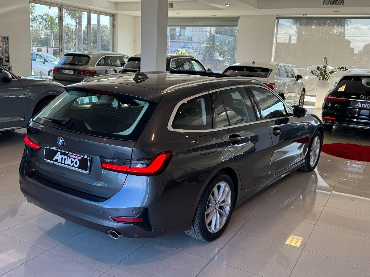 BMW Serie 3 318d Touring Tetto/Pelle/Led