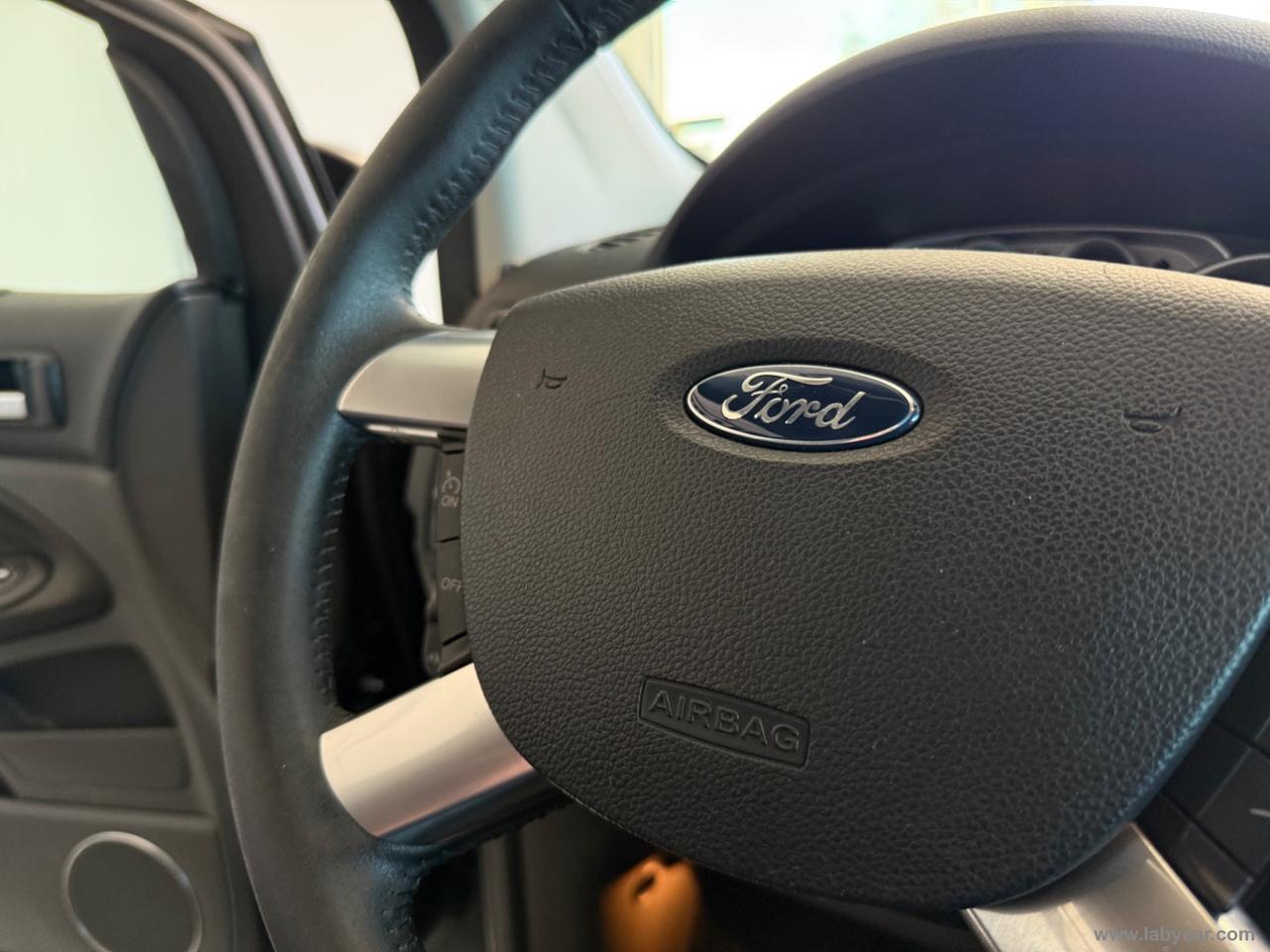 FORD Kuga 2.0 TDCi 163 CV 4WD Powersh.Tit.