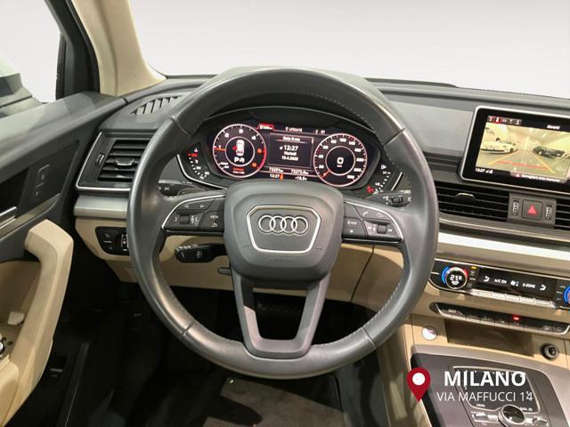 AUDI Q5 40 TDI quattro S tronic Business