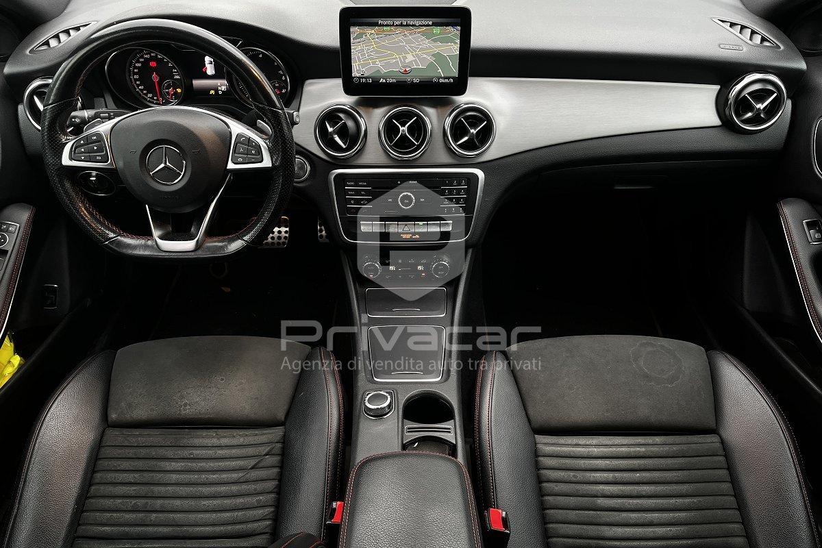 MERCEDES GLA 200 d Automatic 4Matic Premium