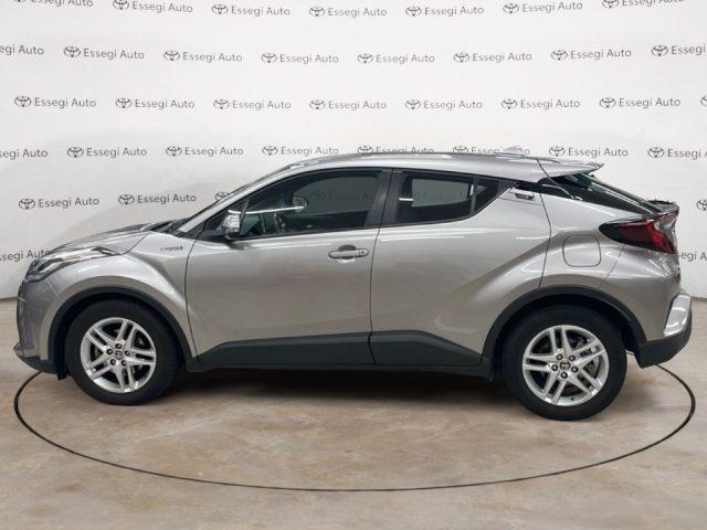 TOYOTA C-HR 1.8 Hybrid E-CVT Business