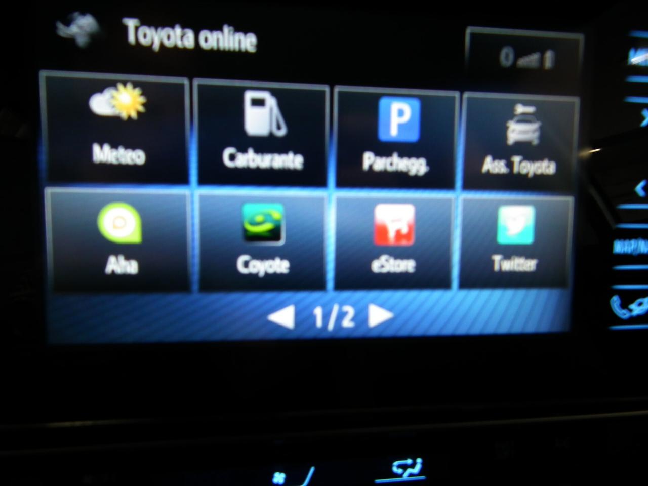 Toyota Auris 1.8 Hybrid KM 64.000 ! UNIPROPRIETARIO ! NAVI TELECAMERA CRUISE TELEFONO !