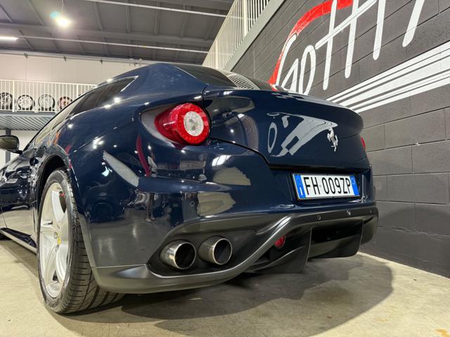 FERRARI FF FF V12