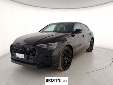 Audi Q8 TFSI e 290kW quattro tip. S Line Ed.