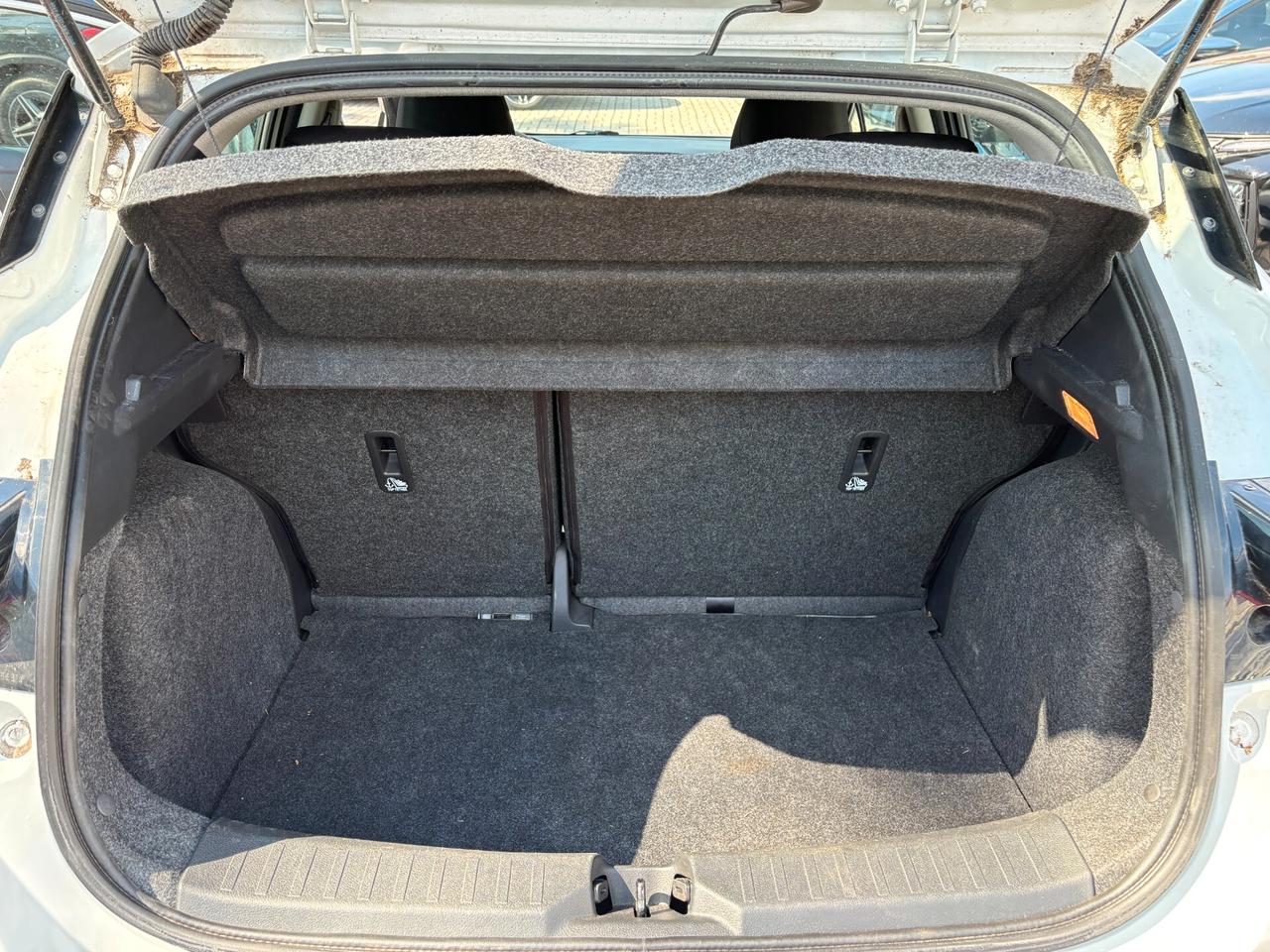 Nissan Micra 1.0L 12V 5 porte Business