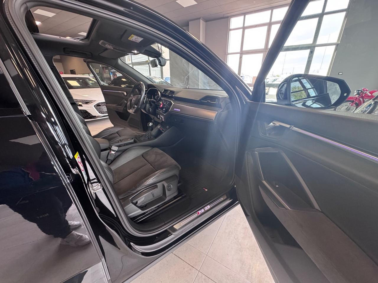 AUDI RSQ3 MY2023 KM 57.000 TETTO E LED