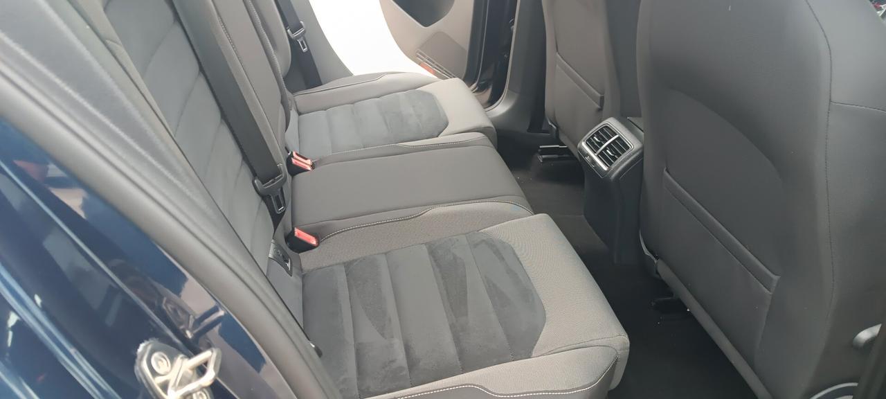 Volkswagen Golf 2.0 TDI 5p. Highline BlueMotion Technology